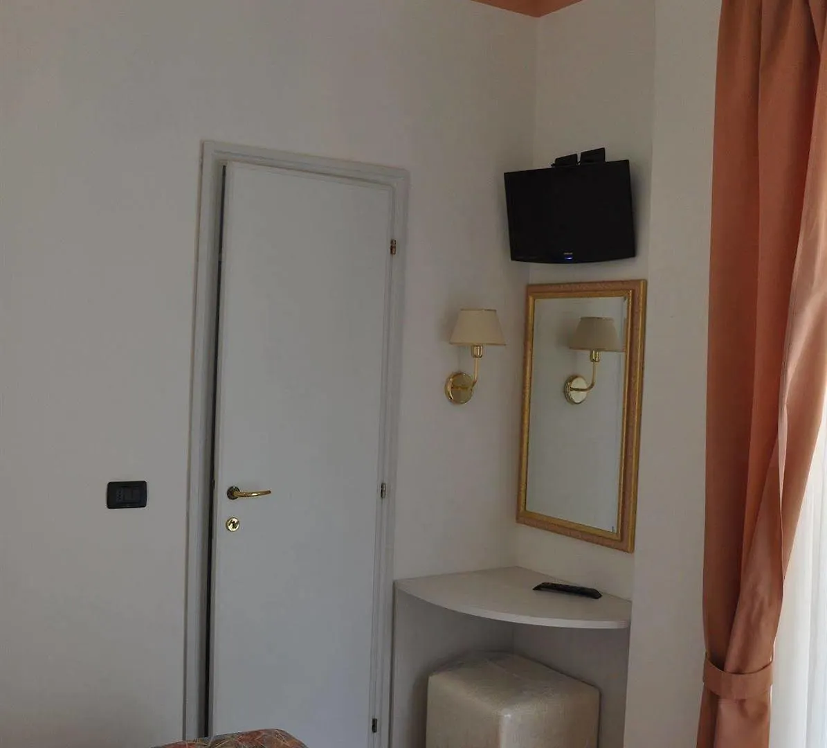 ***  Hotel Piccinelli Rimini Italia