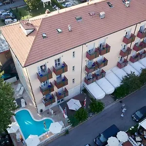 Hotel Aron